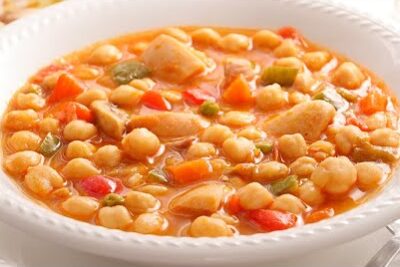Receta de sopa de pollo y garbanzos, fácil y deliciosa