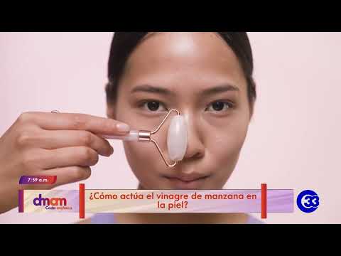 ¿Cómo actúa el vinagre de manzana en la piel?